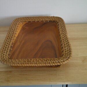 Vintage Hand Woven Rattan Serving 16 in. retangular